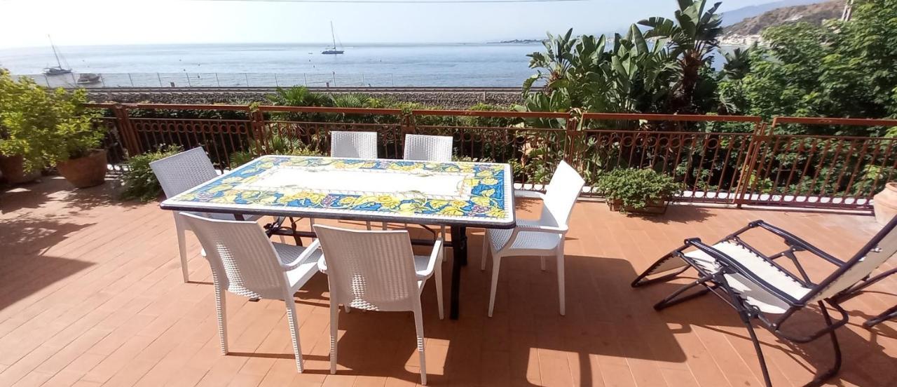 White Lotus Apartment Taormina Exteriör bild